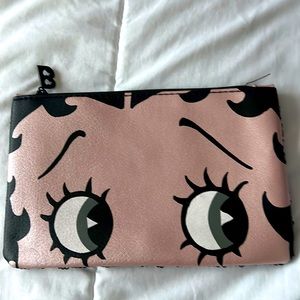 Betty Boop x Ipsy cosmetics bag